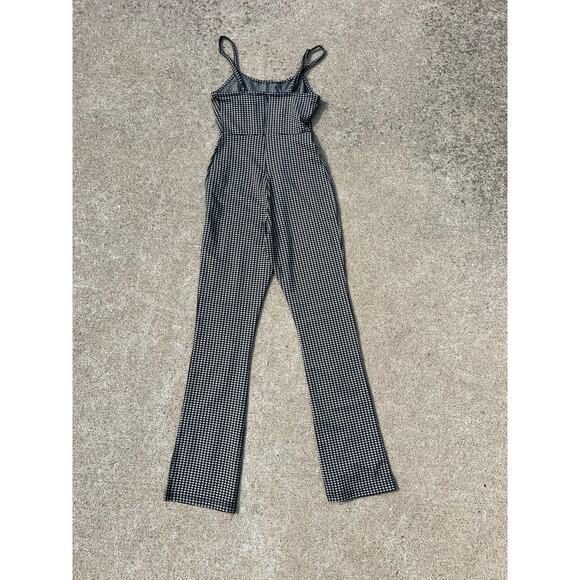 New Urban Outfitters Jumpsuit Women Size XS Black White Gingham Sleeveless Zip - Picture 7 of 7